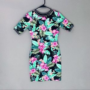 MISSGUIDED Tropical Floral Mini Dress Black/ Neon